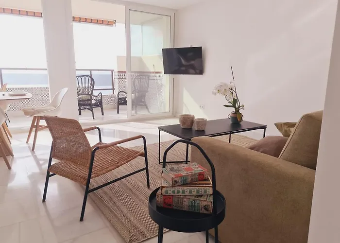 Beach Front Penthouse II - Fuengirola