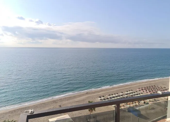 Beach Front Penthouse II - Fuengirola